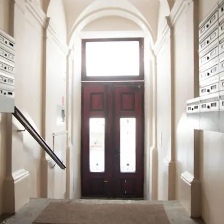 Bright Loft Radziwillowska Street * קרקוב